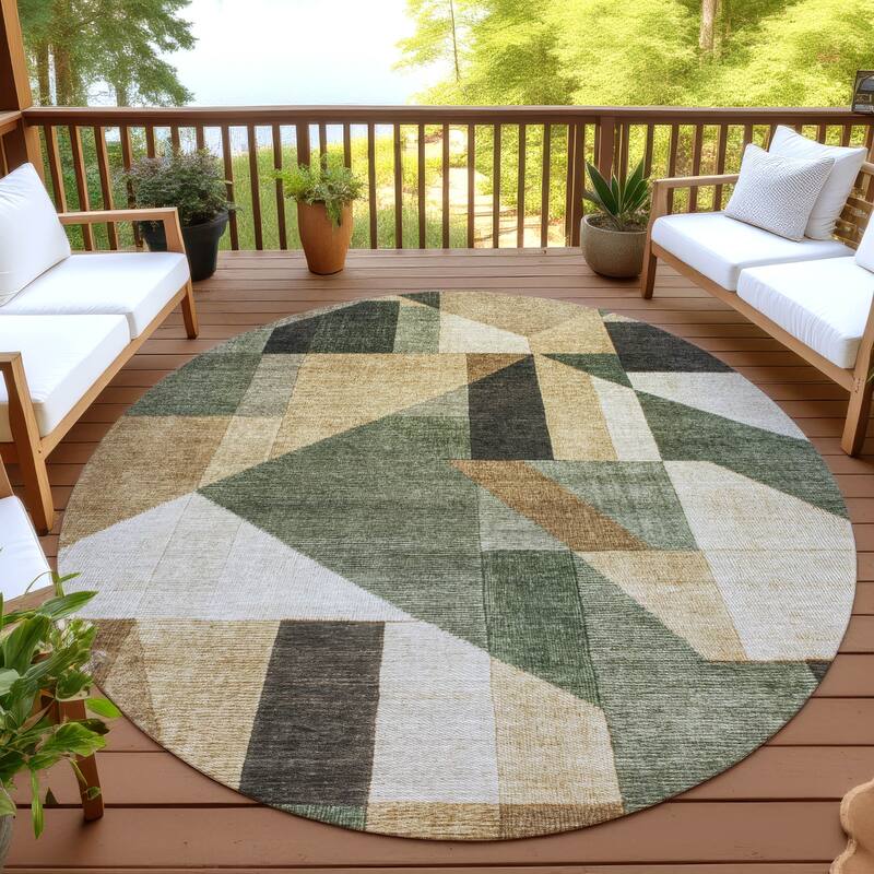 Machine Washable Indoor/ Outdoor Modern Geo Chantille Rug - Fern - 8' x 8'