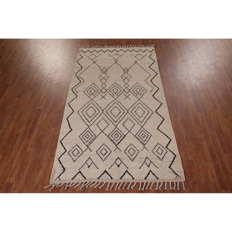 Beige Moroccan Oriental Area Rug Hand-Knotted Wool Carpet - 4'8" x 8'3"