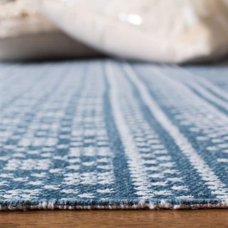 SAFAVIEH Handmade Cedar Brook Drite Modern Cotton Rug