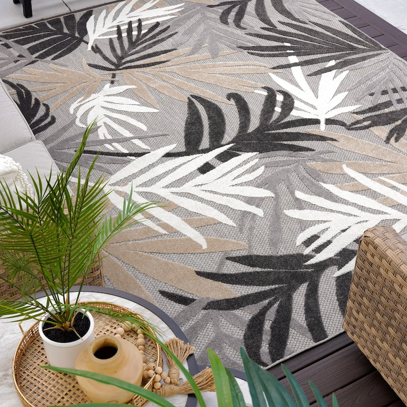 Origin Coastal Floral Indoor/Outdoor Area Rug.