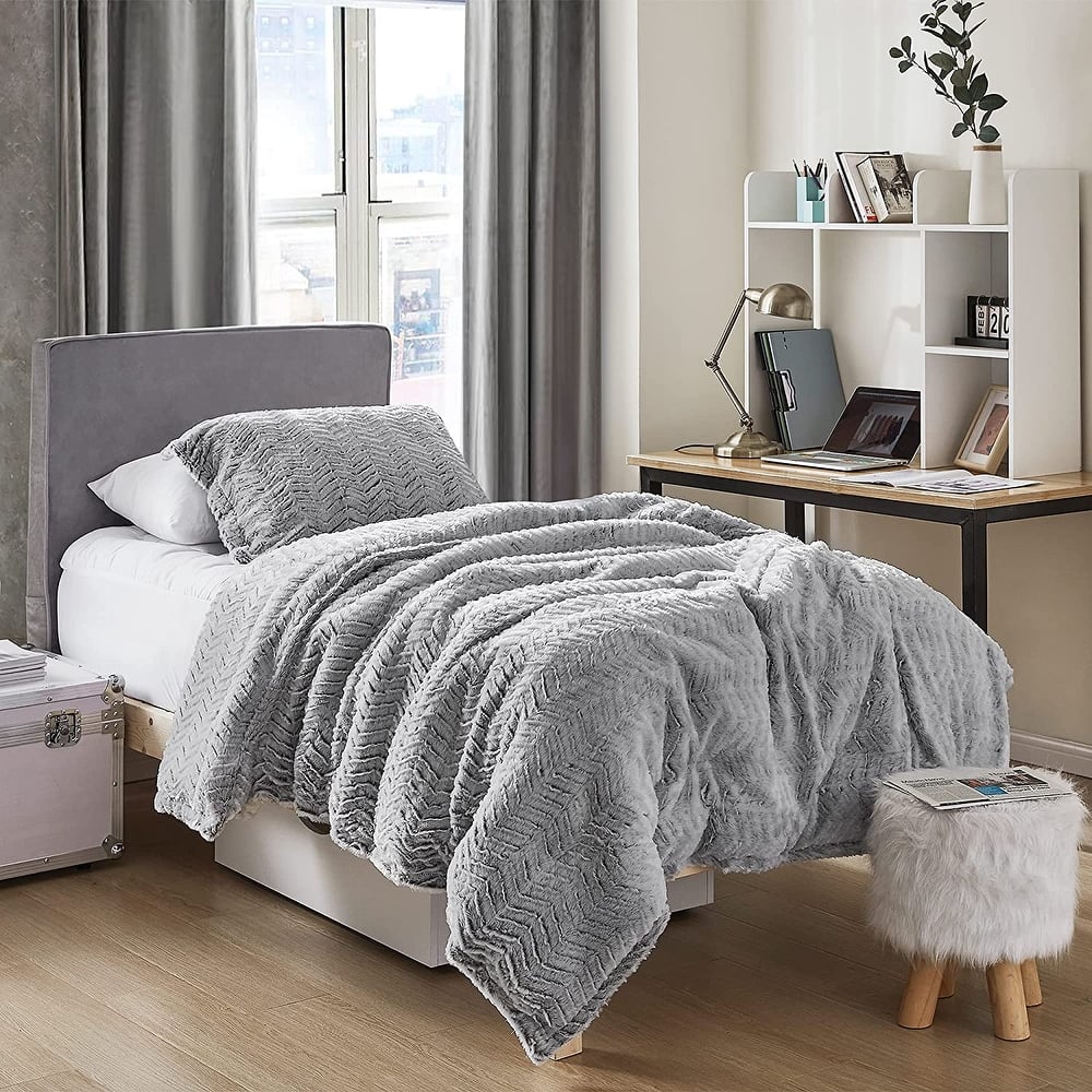 Peak of Cozy® - Coma Inducer® Oversized Comforter Set - Chevron Frosted Espresso