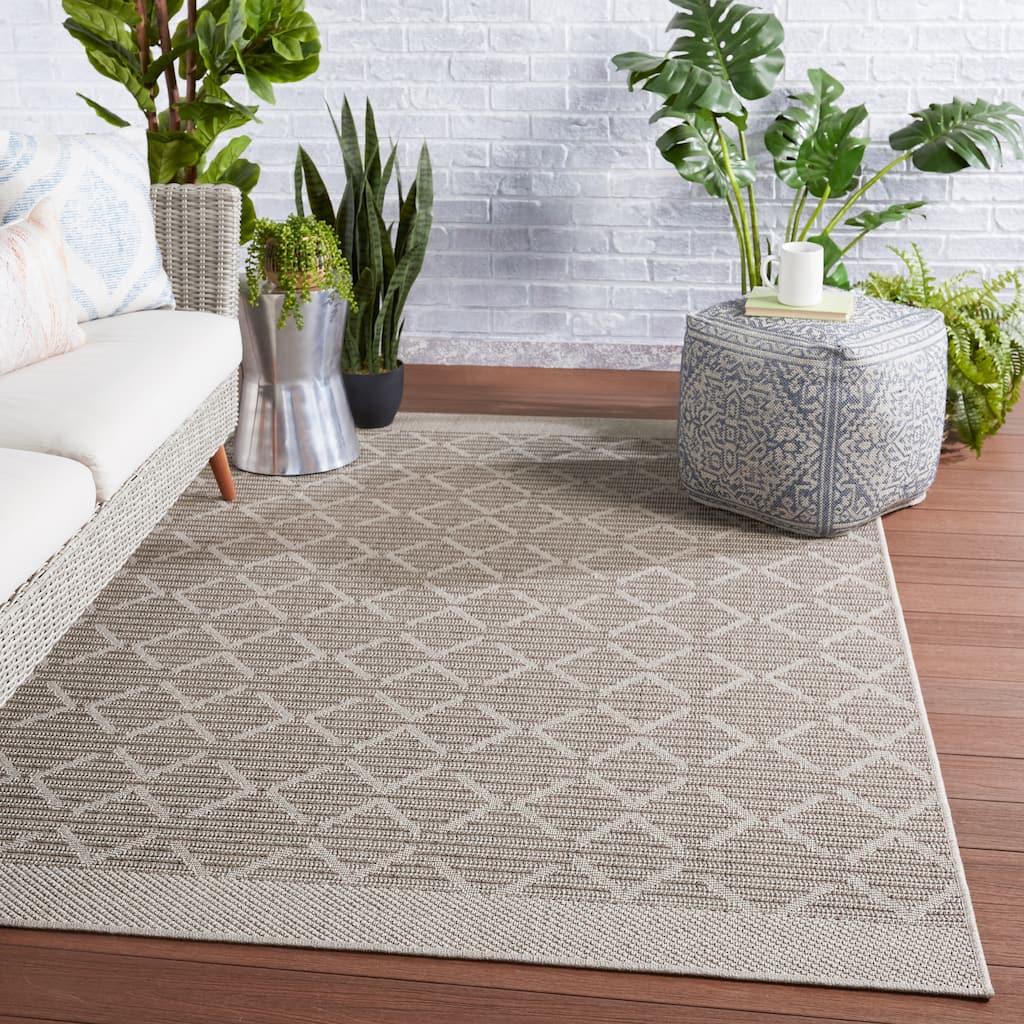 Motu Indoor/ Outdoor Trellis Area Rug