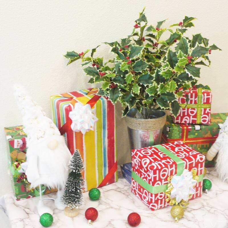 Artificial Holly Leaves Berries Christmas Bush