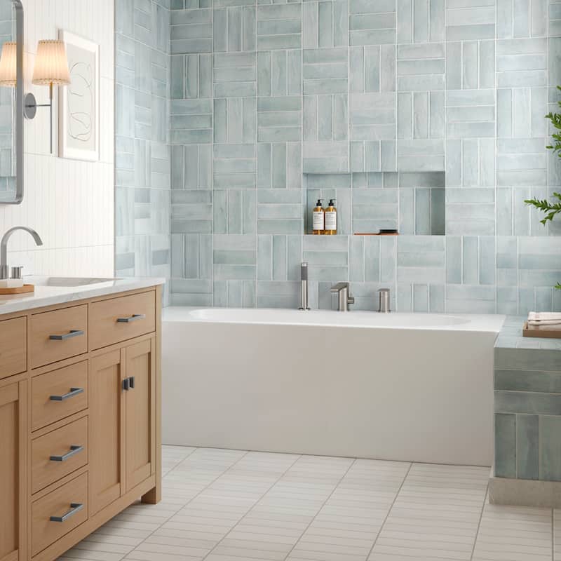 Modern Tub Filler with Hand Sprayer Deck Mount Tub Faucet with Hand Shower 3 Holes Bathtub Faucet Brass