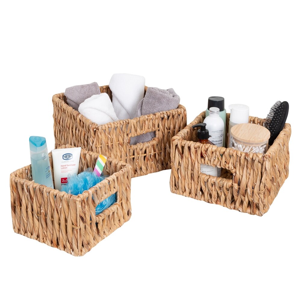 https://ak1.ostkcdn.com/images/products/is/images/direct/19b3d4df083ee5c4647497868d45fcb04a2f6ac6/Natural-Wicker-Nesting-Square-Baskets-%28Set-of-3%29.jpg