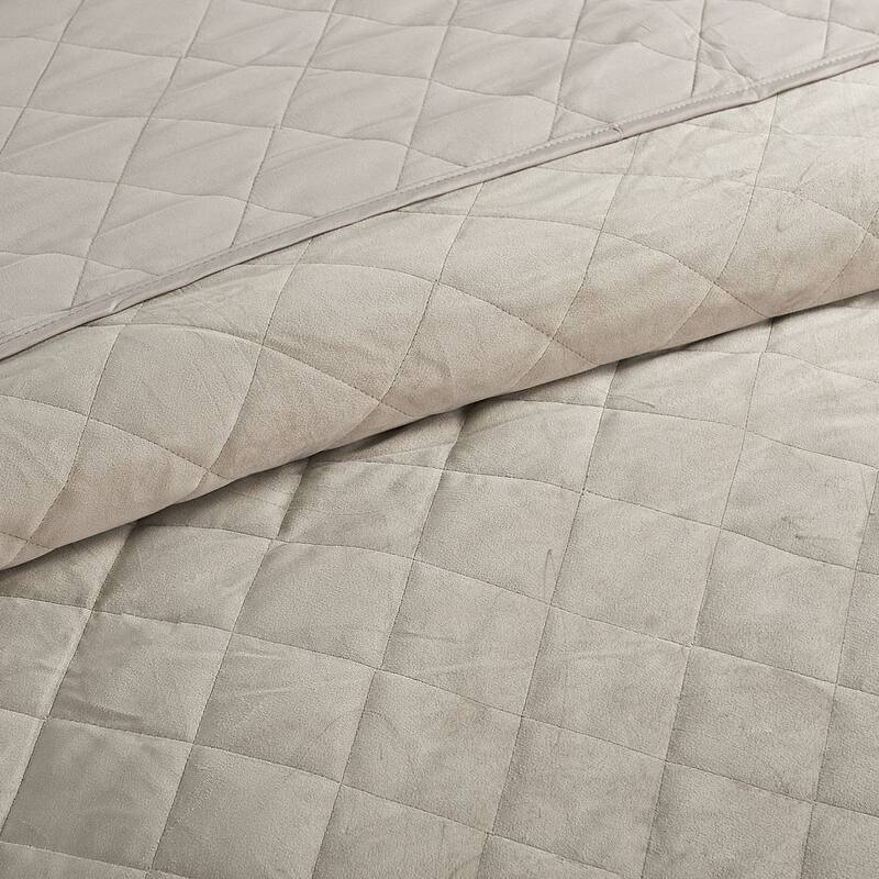 Serenta Velvet Quilts 5 Piece Ultra Soft Floor Touching Bedspread Set