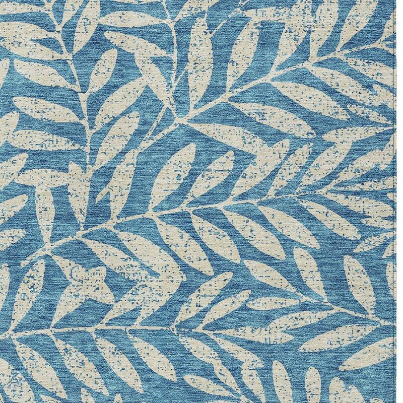HomeRoots Floral Transitional Rectangle Outdoor Rug