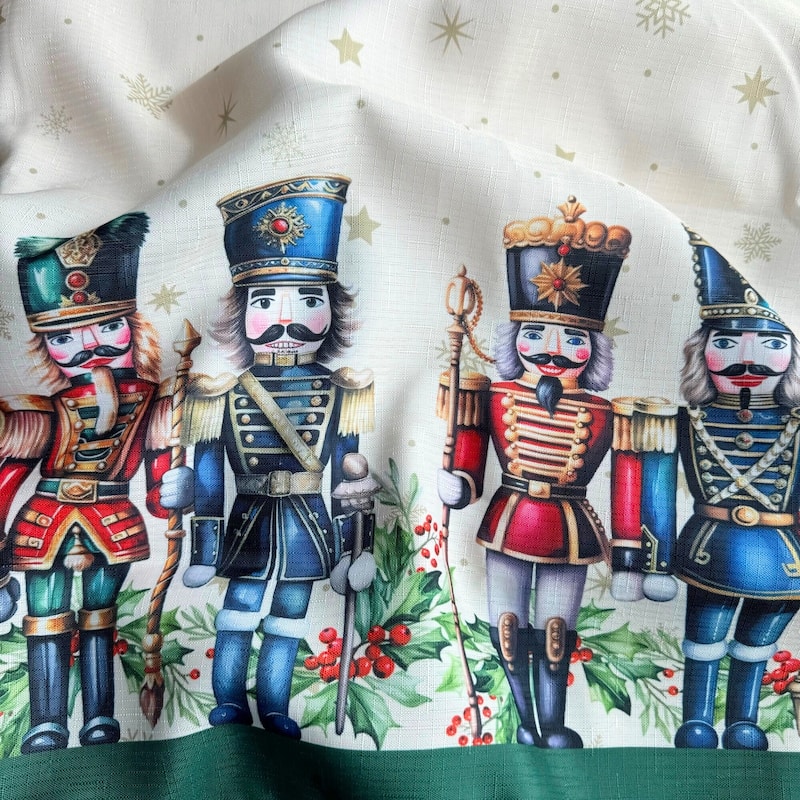 Royal Nutcracker Napkins, Set of 4 - 17x17