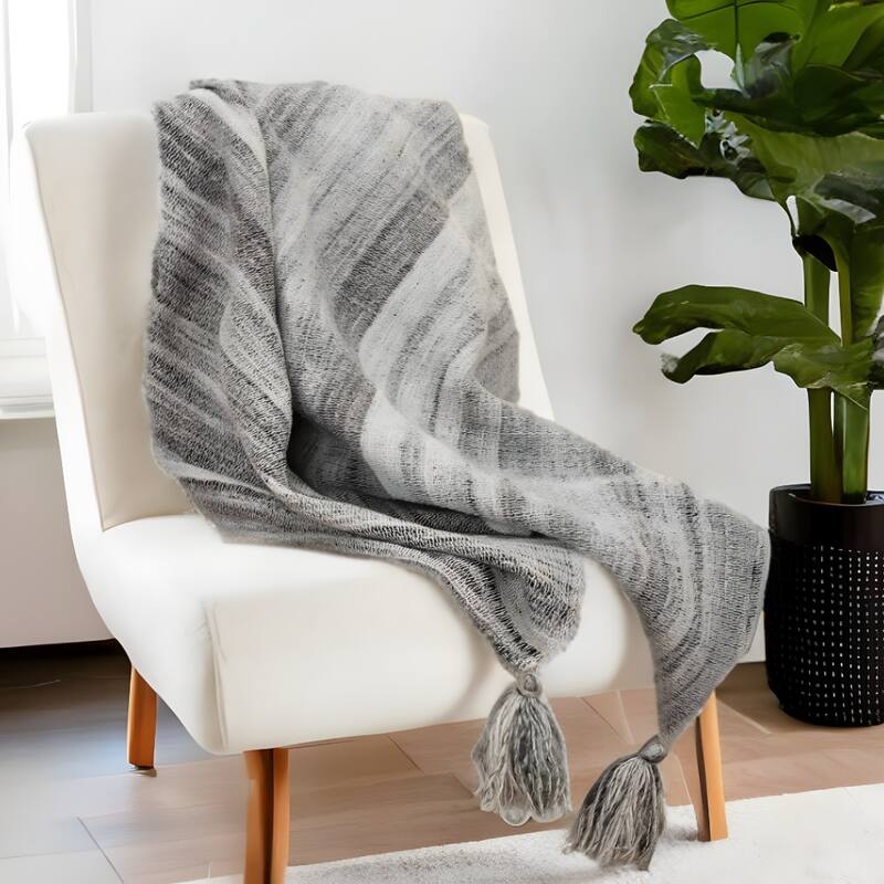 HomeRoots Gray Woven 100% Poly Pet Throw Blanket - Gray - Throw