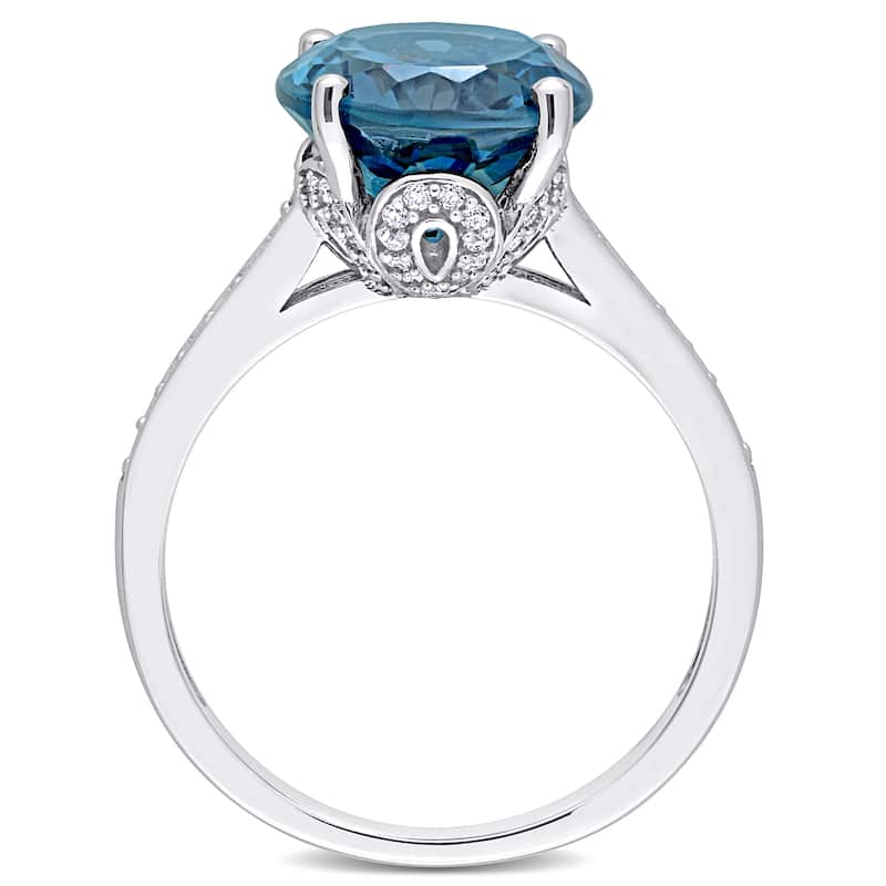 Miadora 14k White Gold Oval-cut London-Blue Topaz and 1/4ct TDW Diamond Cocktail Ring