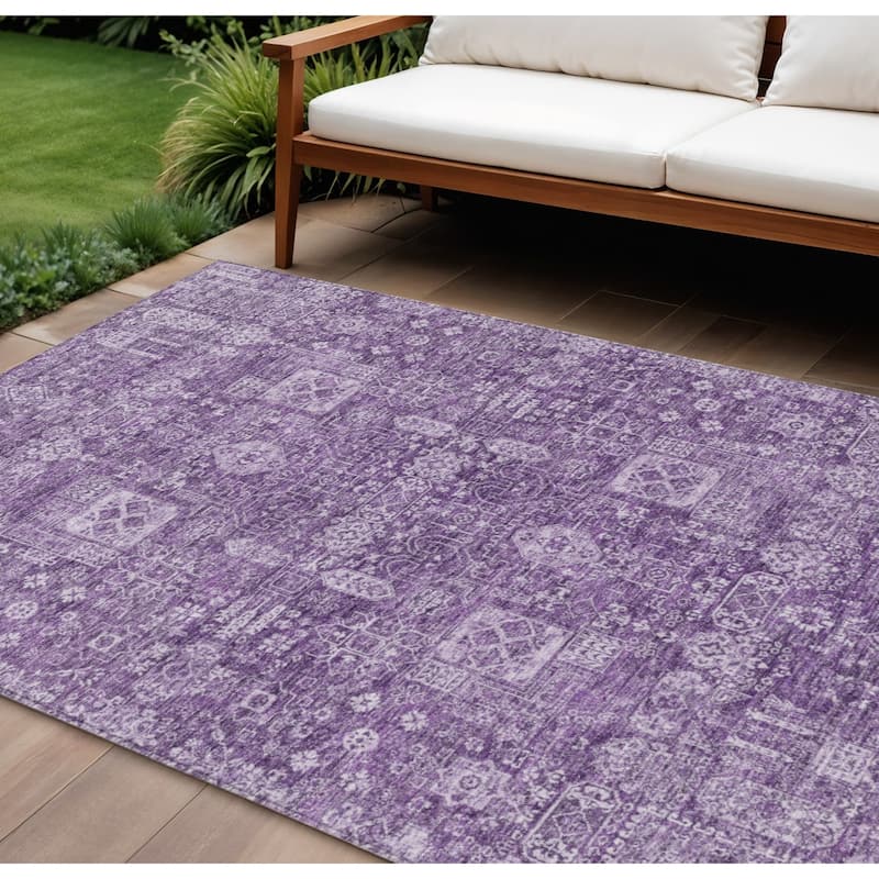 HomeRoots Oriental Transitional Rectangle Outdoor Rug - 10' X 14'