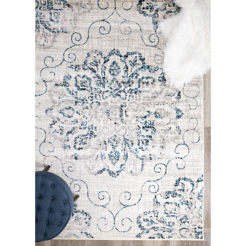 Madrid Collection - Distressed Flower Medallion Rug
