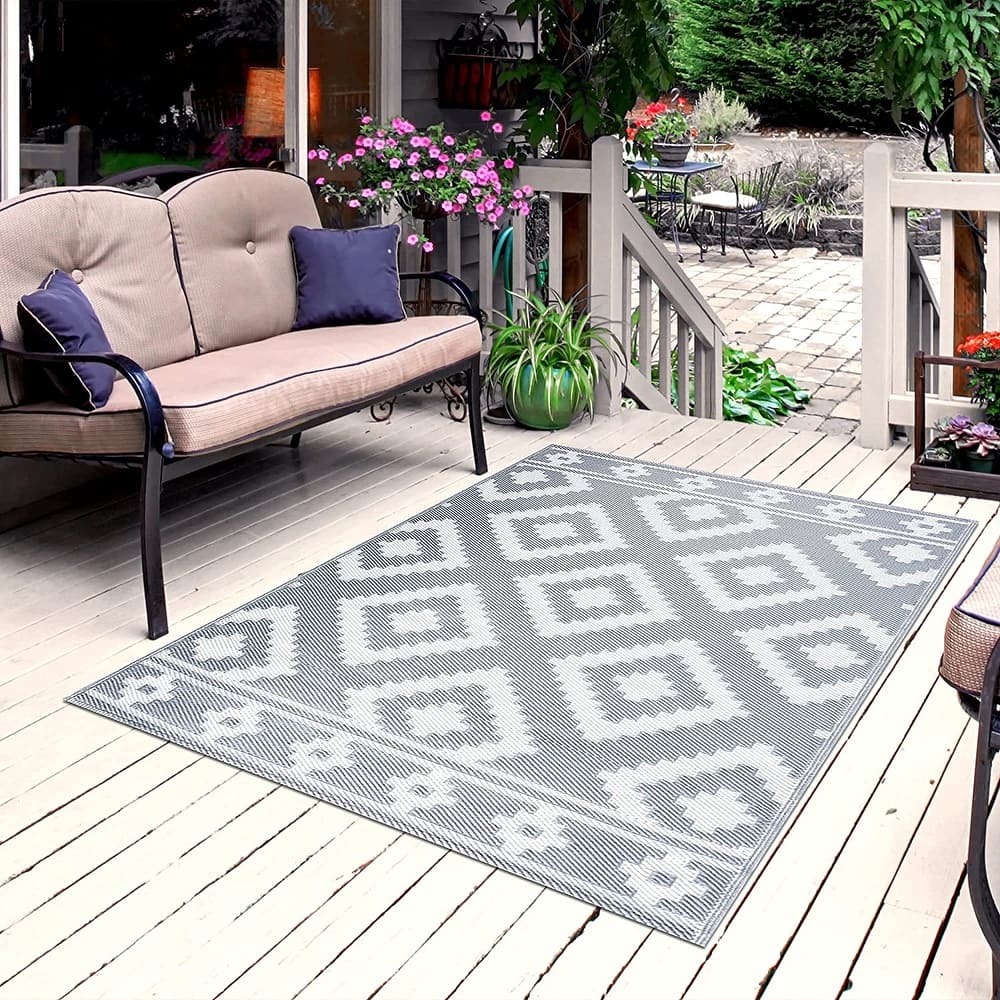 Milan Lightweight Reversible Recycled Plastic Outdoor Floor Mat/Rug