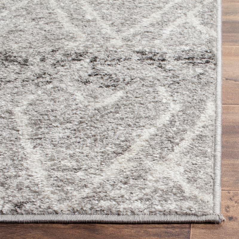 SAFAVIEH Adirondack Alessia Vintage Boho Rug
