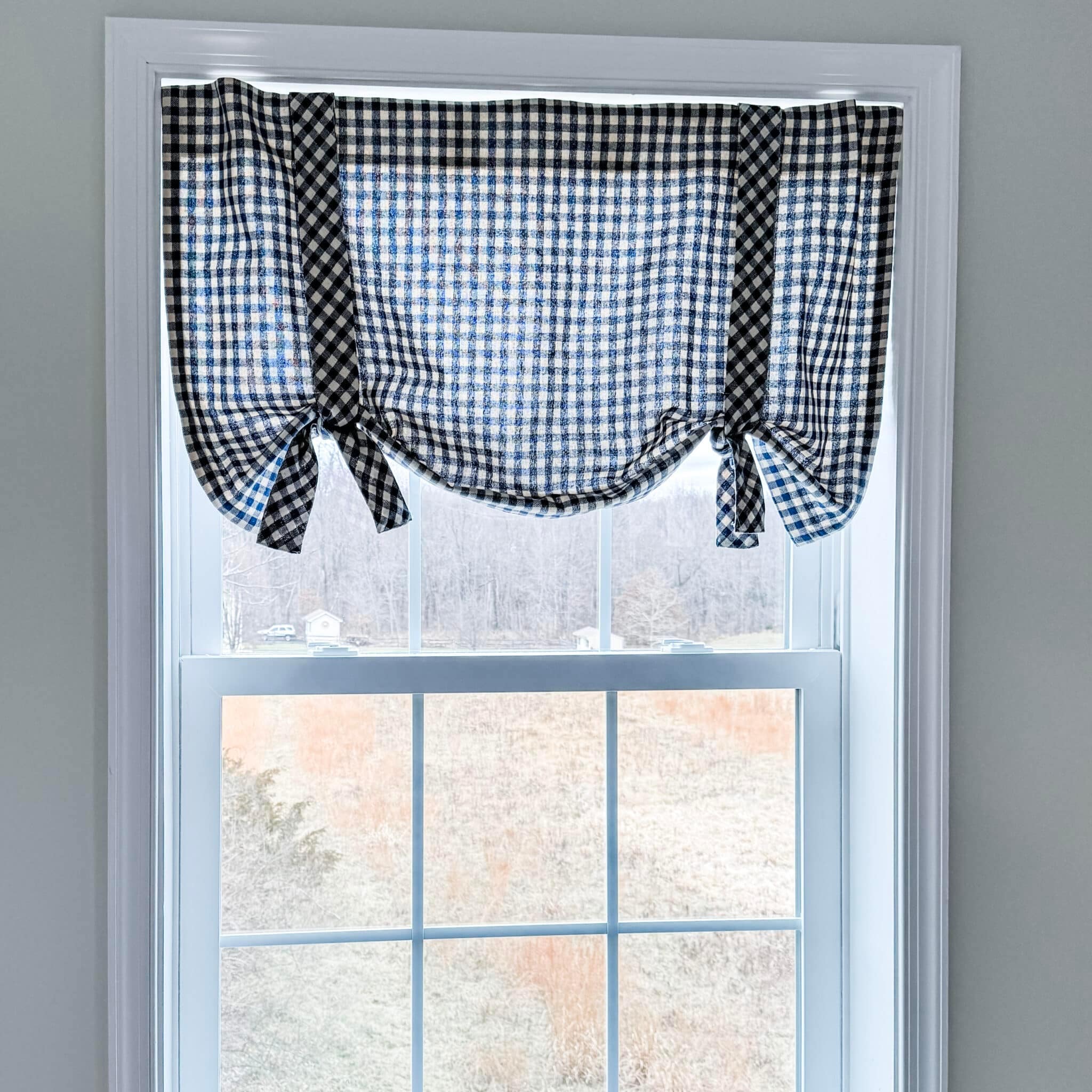 Doylestown Check Roman Valance
