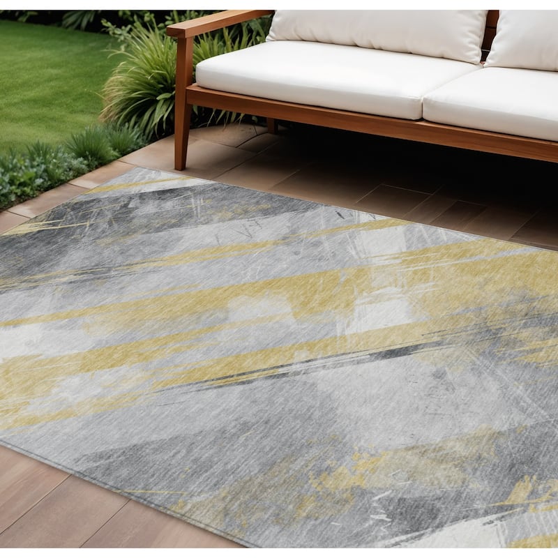 HomeRoots Striped Transitional Rectangle Outdoor Rug - Gold/Ivory - 8' X 10'