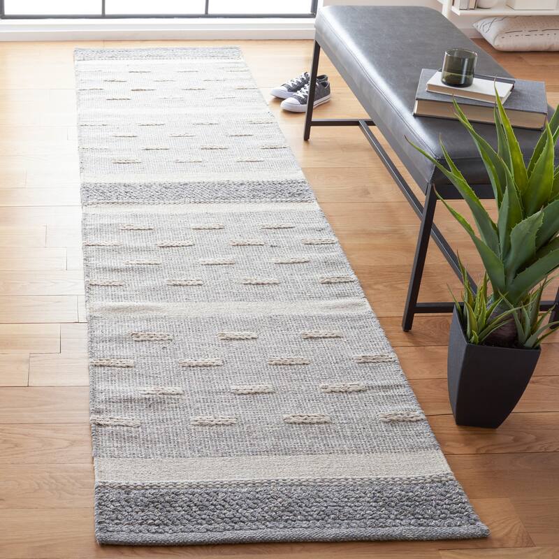 SAFAVIEH Handmade Striped Kilim Trish Modern Cotton Rug - 2'3" x 9' Runner - Ivory/Grey