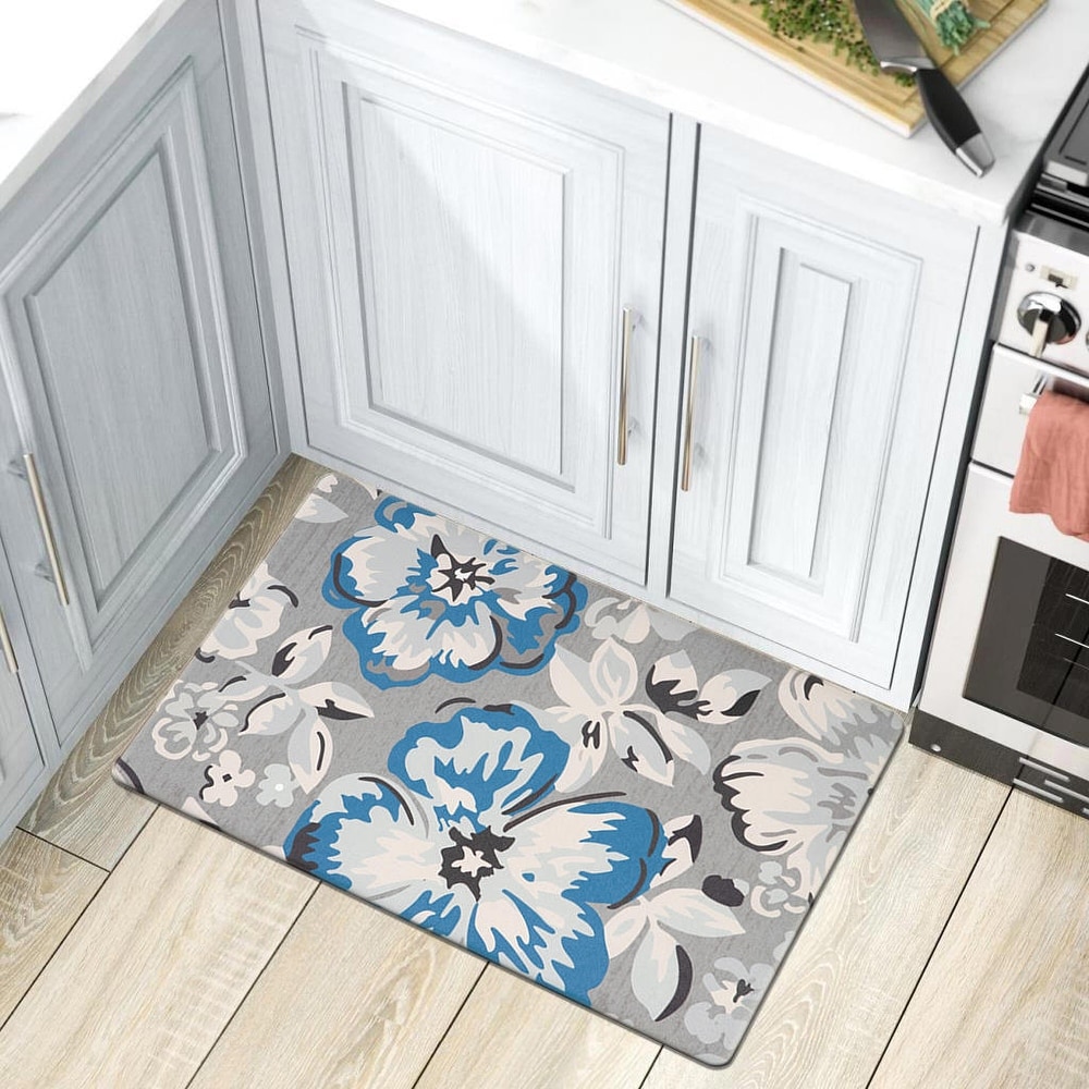 This Comfortable, Easy-to-Clean Kitchen Mat Has Received '6 Stars' from  Shoppers—and It's 40% Off Right Now