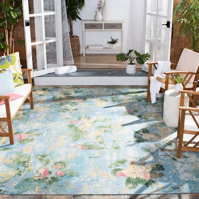 SAFAVIEH Barbados Chihiro Floral Distressed Rug