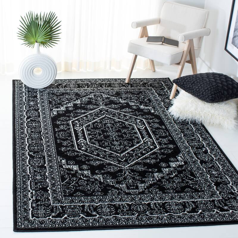 SAFAVIEH Adirondack Cheyenne Rustic Oriental Medallion Rug - 9' x 12' - Black/Ivory