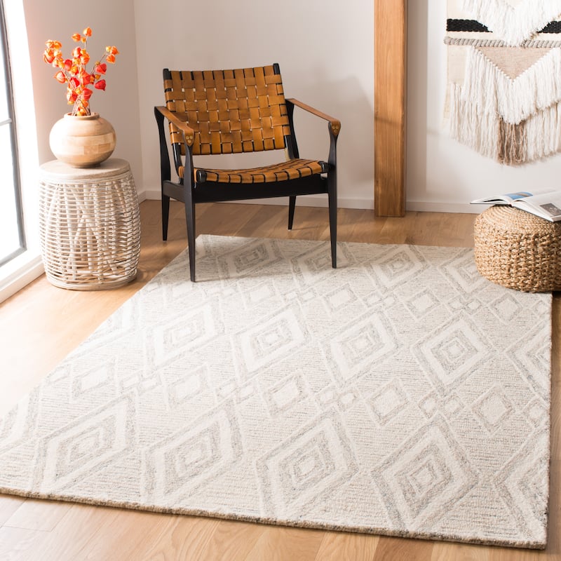 SAFAVIEH Handmade Micro-Loop Eduartina Wool Rug - 4' x 6' - Sage