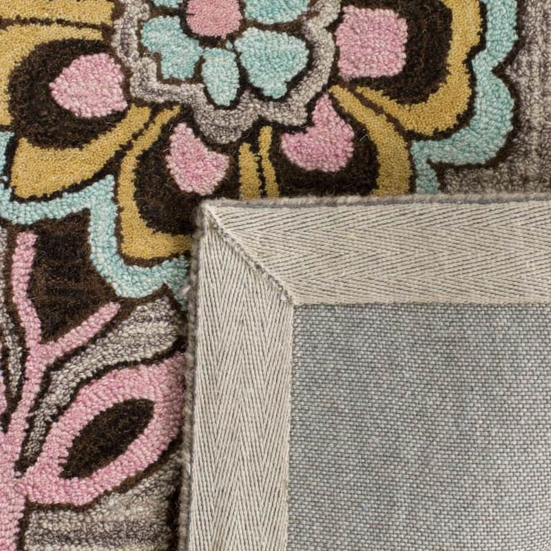 SAFAVIEH Handmade Allure Angie Modern Floral Wool Rug