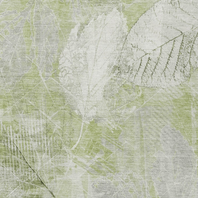 HomeRoots Floral Transitional Rectangle Outdoor Rug