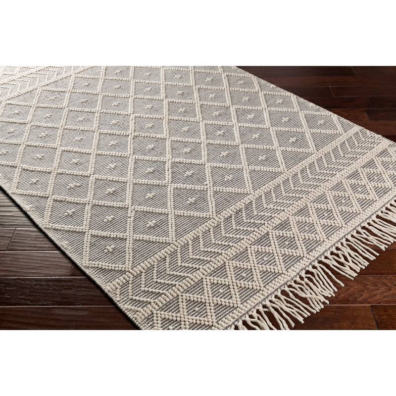 Livabliss Myrtle Handmade Cottage Diamond Wool Area Rug