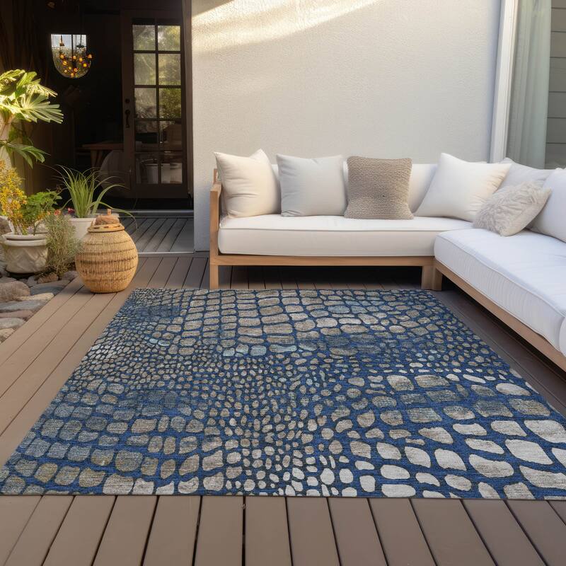 Machine Washable Indoor/ Outdoor Modern Cobble Chantille Rug