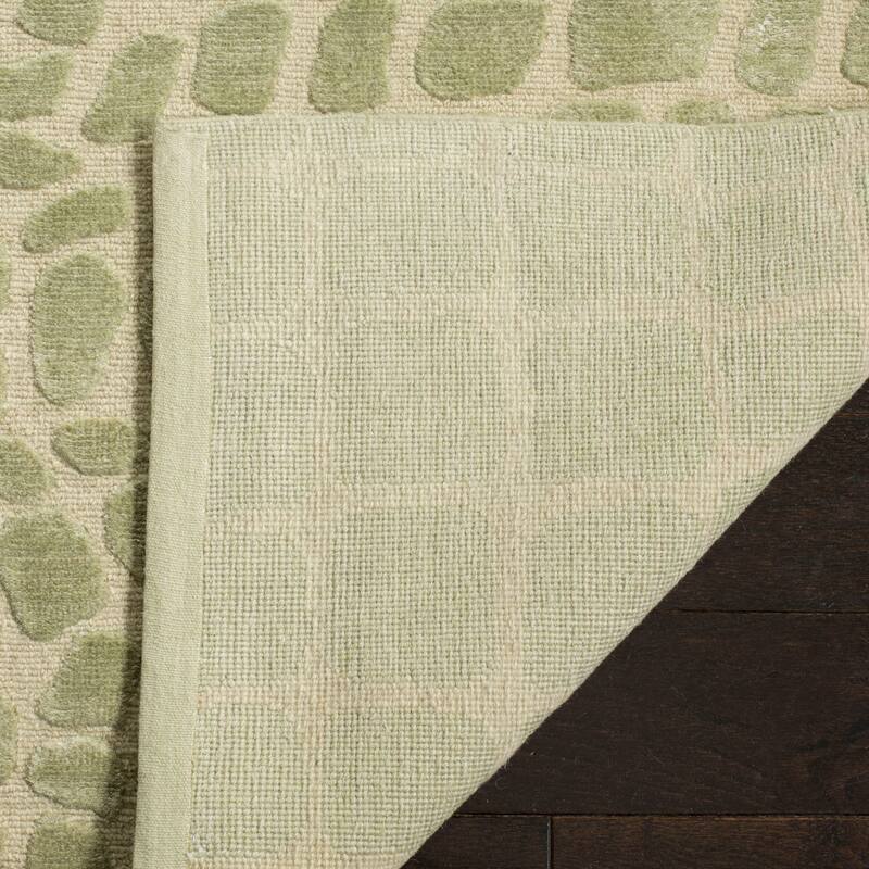 Martha Stewart by SAFAVIEH Amazonia Silk Blend Rug