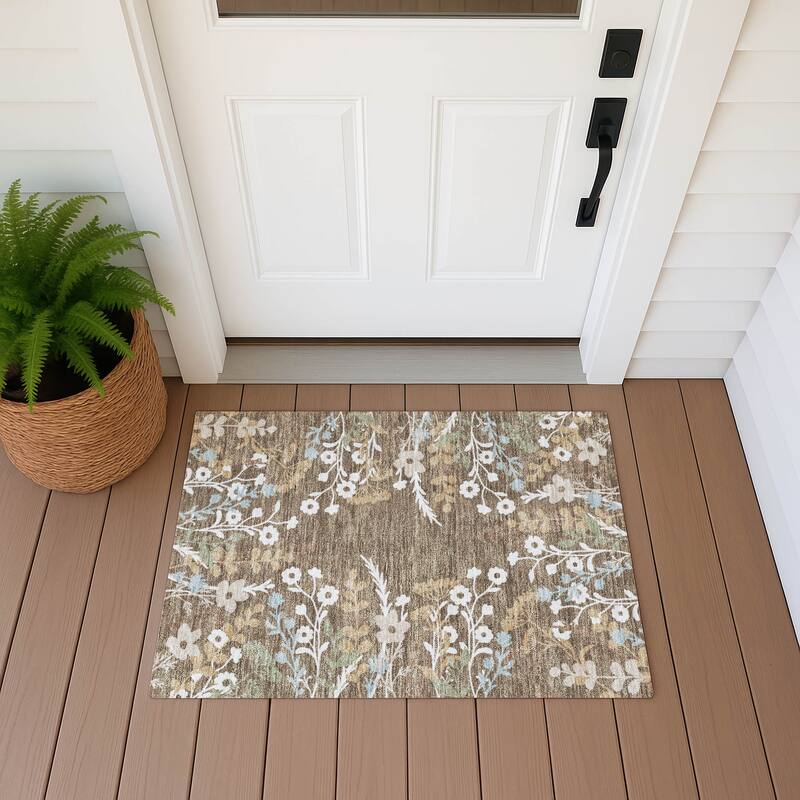 Machine Washable Indoor/ Outdoor Floral Border Chantille Rug - Chocolate - 1'8" x 2'6"