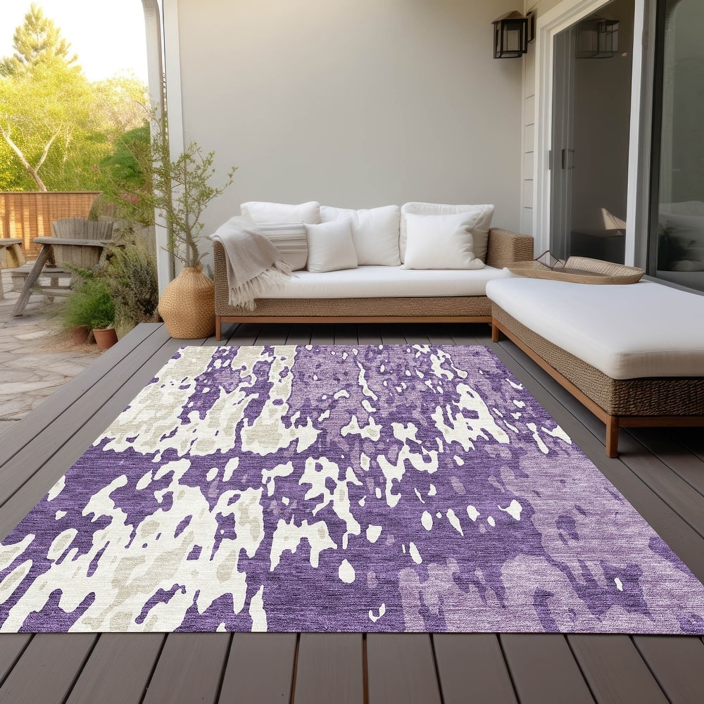Machine Washable Indoor/ Outdoor Abstract Contemporary Chantille Rug