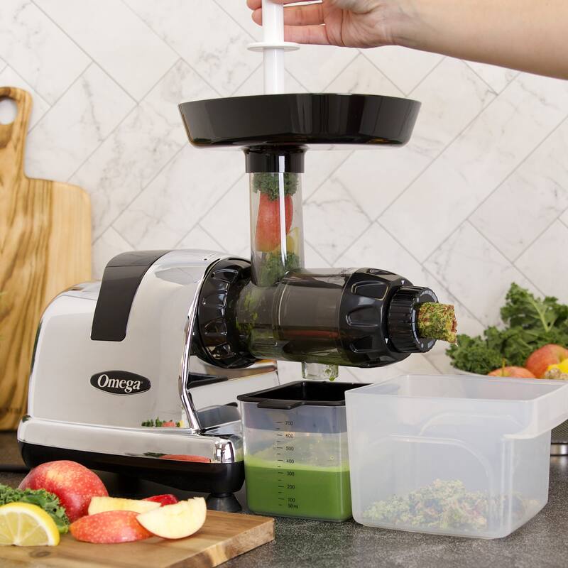 Omega 200-Watt Cold Press Masticating Slow Juicer With 3-Stage Auger
