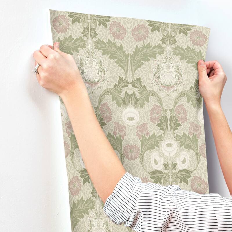 Myrtle Mauve Floral Ogee Wallpaper