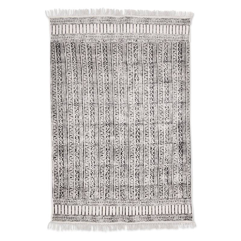 Handmade Maze Flair Cotton area rug (India) - Big