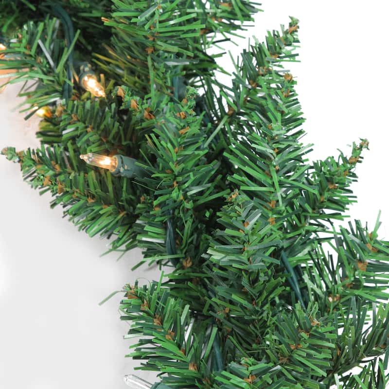 Buffalo Fir Artificial Christmas Wreath - 30-Inch, Clear Lights