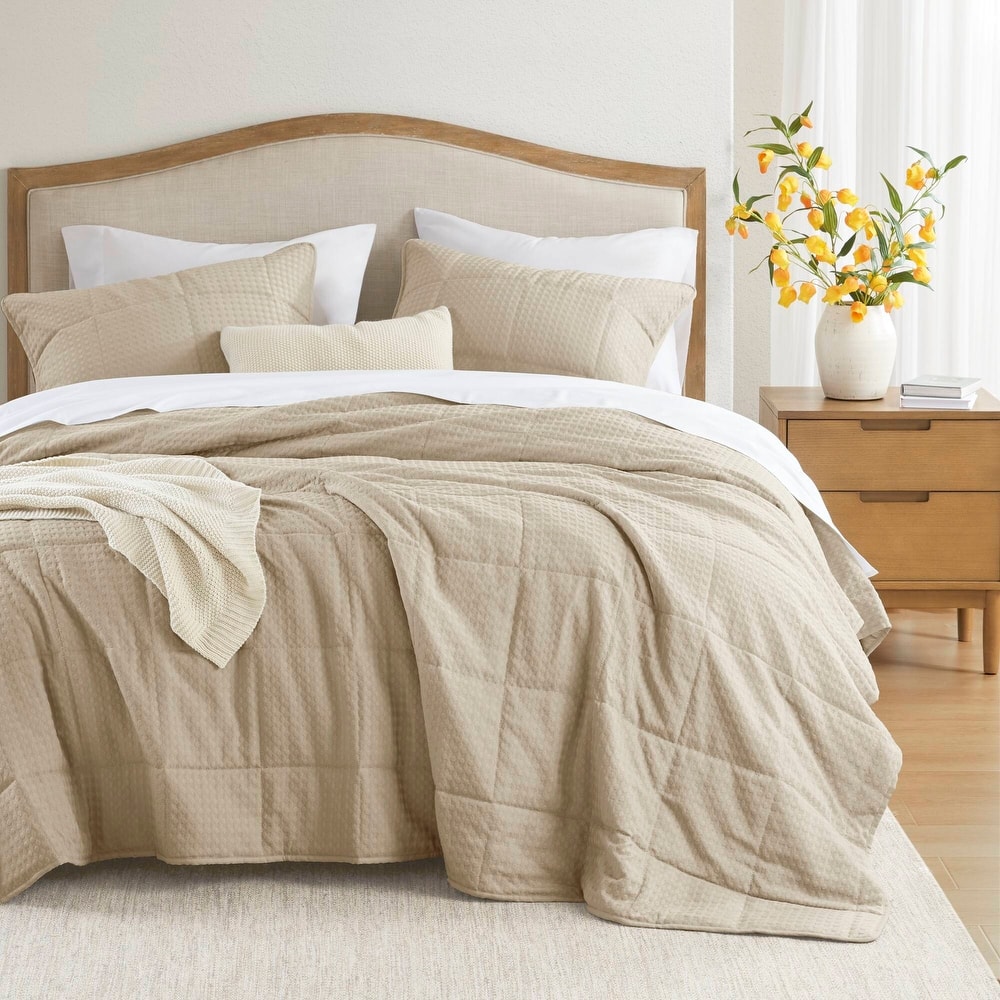 Chelsea Square Mina Waffle Weave Textured Quilt Set