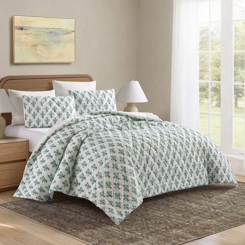 Laurel & Mayfair Paradise Stamp 3-Piece Botanical Quilt Set