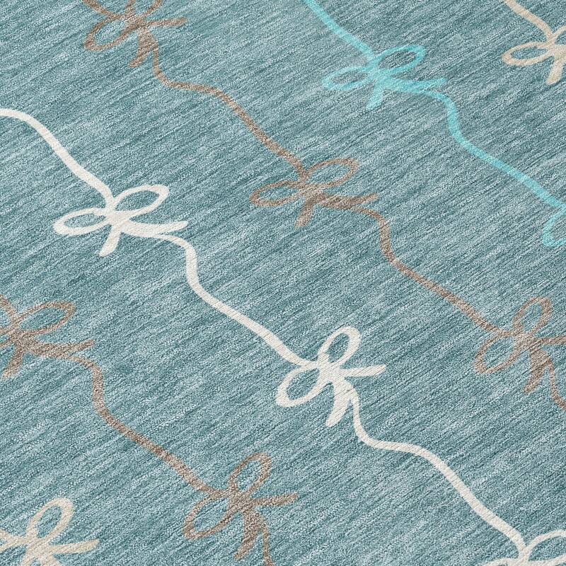 Machine Washable Indoor/ Outdoor Modern Bow Stripe Chantille Rug