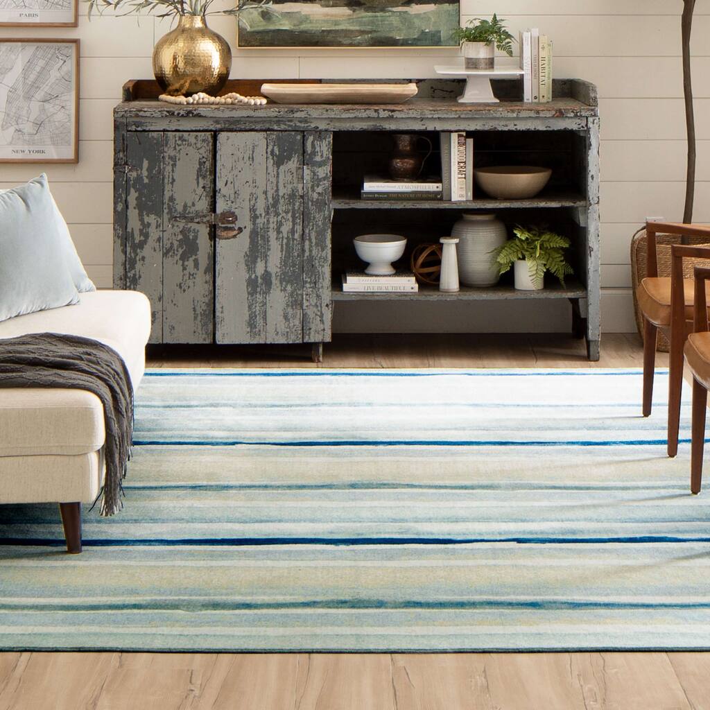 Mohawk home Abbygaylle Blue Area Rug