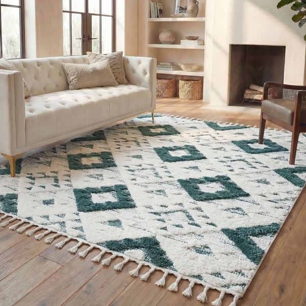 SAFAVIEH Moroccan Tassel Shag Kobi 2-inch Thick Rug - On Sale