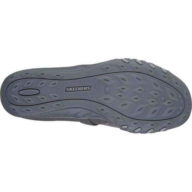 skechers sport women's breathe easy lucky lady mary jane flat