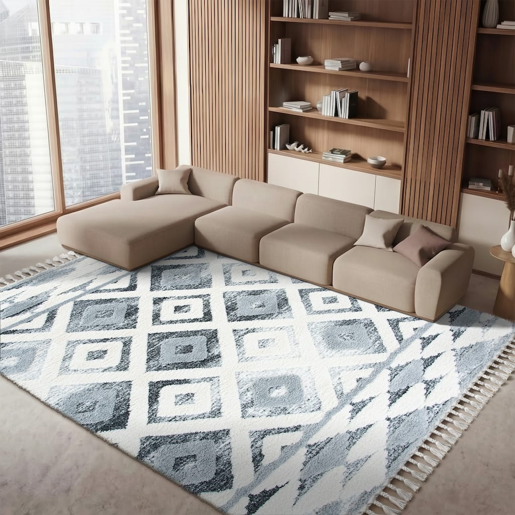 SAFAVIEH Moroccan Tassel Shag Tomasa 2-inch Thick Rug
