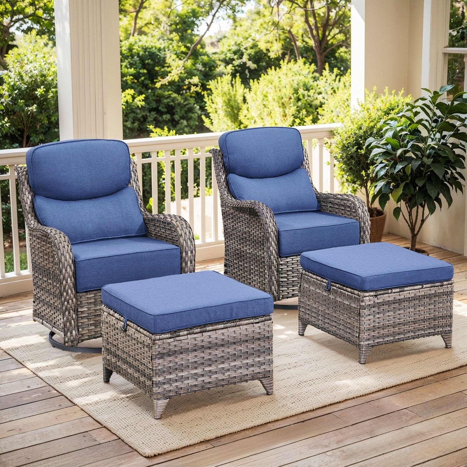 Option Gray Wicker & Blue Cushion