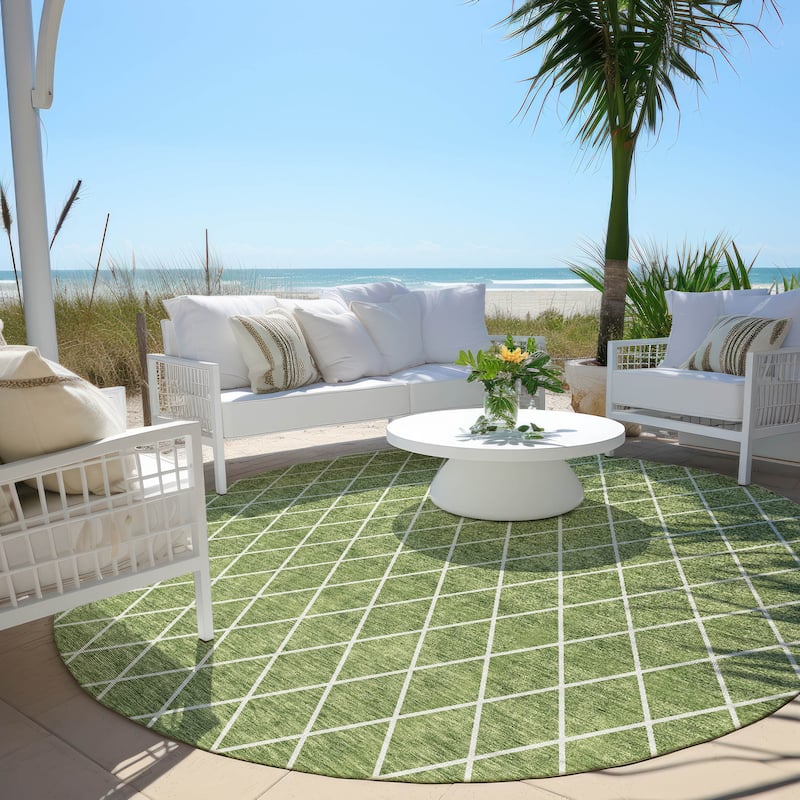 Machine Washable Indoor/ Outdoor Chantille Diamond Trellis Rug - Green - 8' x 8'