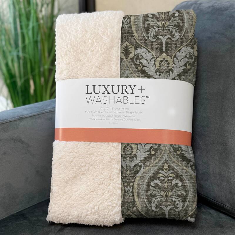 Premium Machine Washable Modern Damask Sherpa Throw Blanket