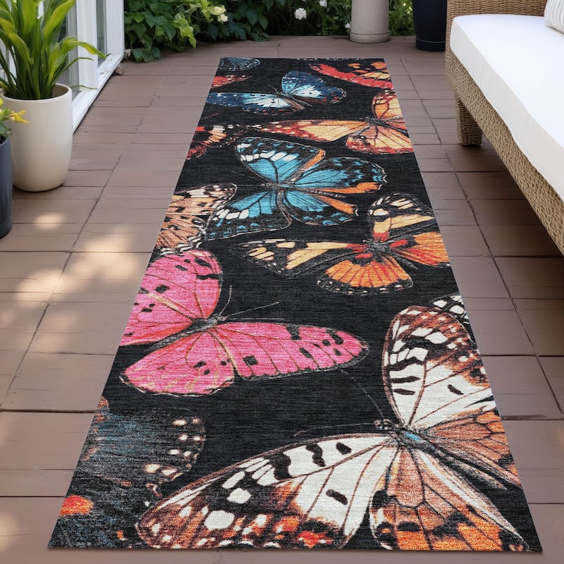 Machine Washable Indoor/Outdoor Butterflies Chantille Rug - Black - 2'3" x 7'6"