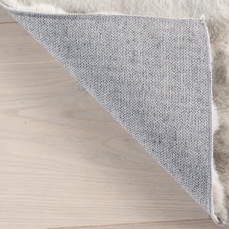 Nuloom Jeni Solid Plush Machine Washable Area Rug