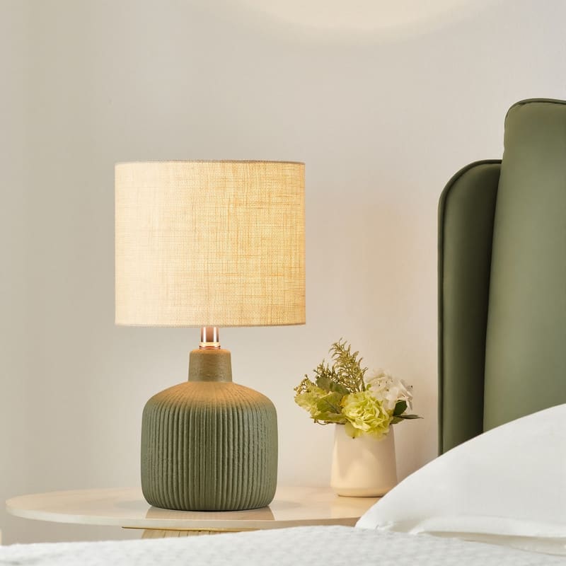 KAWOTI Fluted Ceramic Table Lamp (H18.25" x W10" x D10")