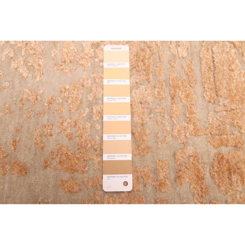 ECARPETGALLERY Hand-knotted Legacy Tan Silk, Wool Rug - 2'6 x 10'0